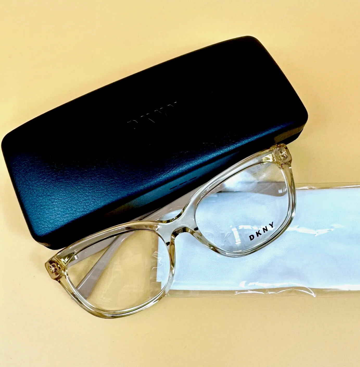 New DONNA KARAN NEW YORK DKNY DY 5551 1004 Black EYEGLASSES 49-17-135mm 2